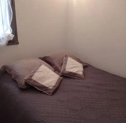 Rez De Jardin Pinède Proximité Quartier Naturiste