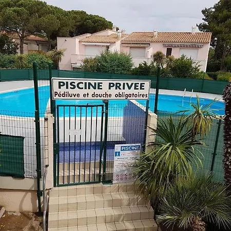 Apartment Rez De Jardin Pinede Proximite Quartier Naturiste